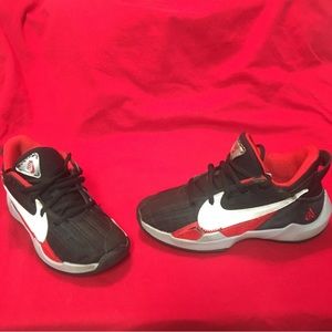 Kids Nike Freak 2 ‘Bred’ (2Y)